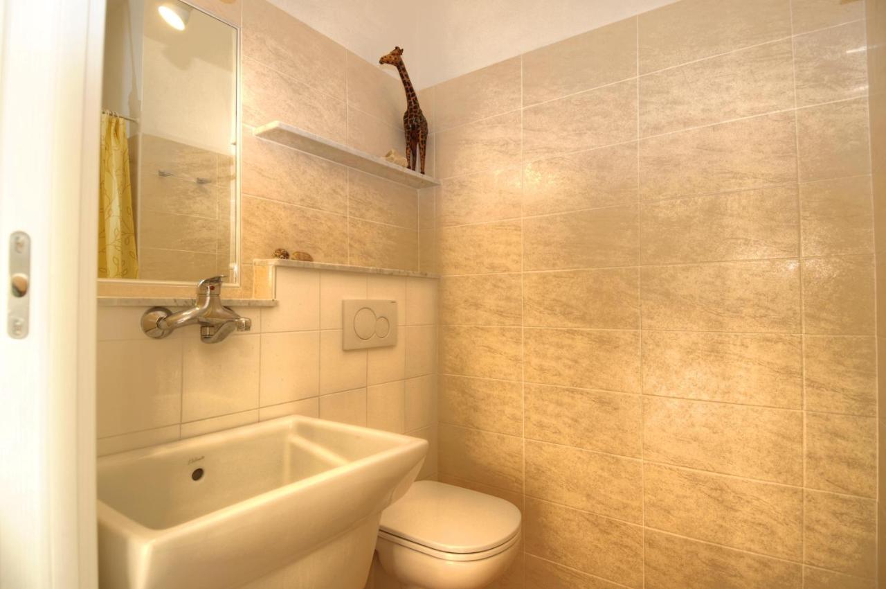 Condominio Res. Palace Bibione Bagian luar foto