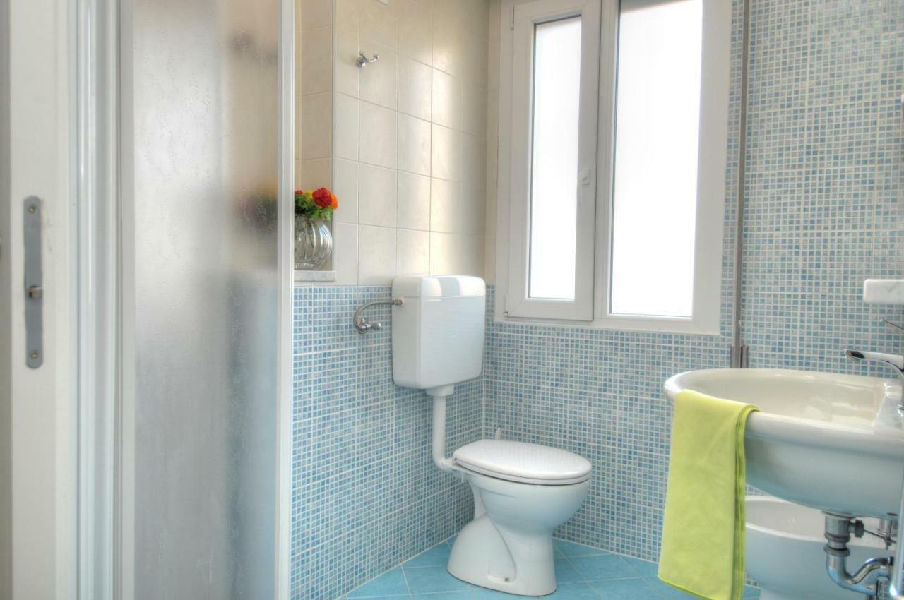 Condominio Res. Palace Bibione Bagian luar foto