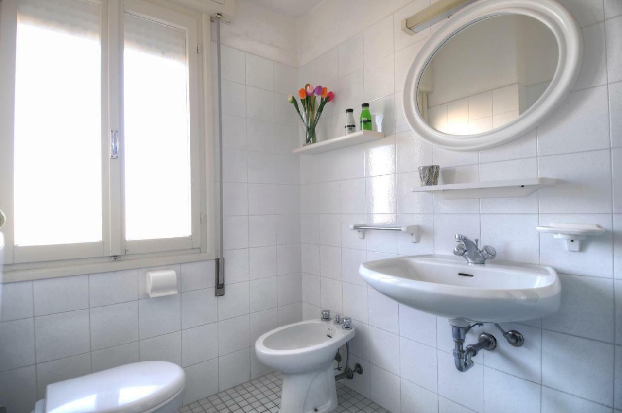 Condominio Res. Palace Bibione Bagian luar foto